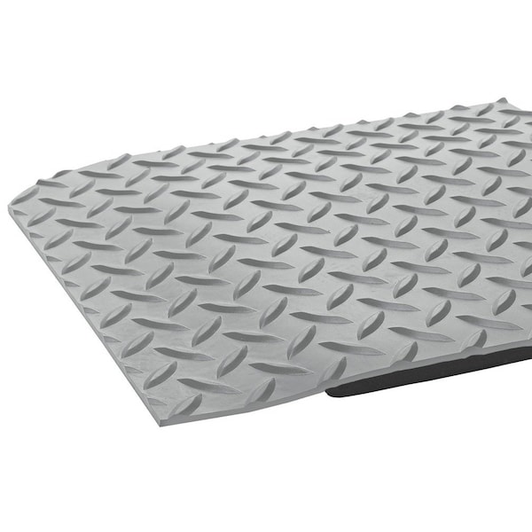 Industrial Deck Plate Ultra 4'x6' Gray